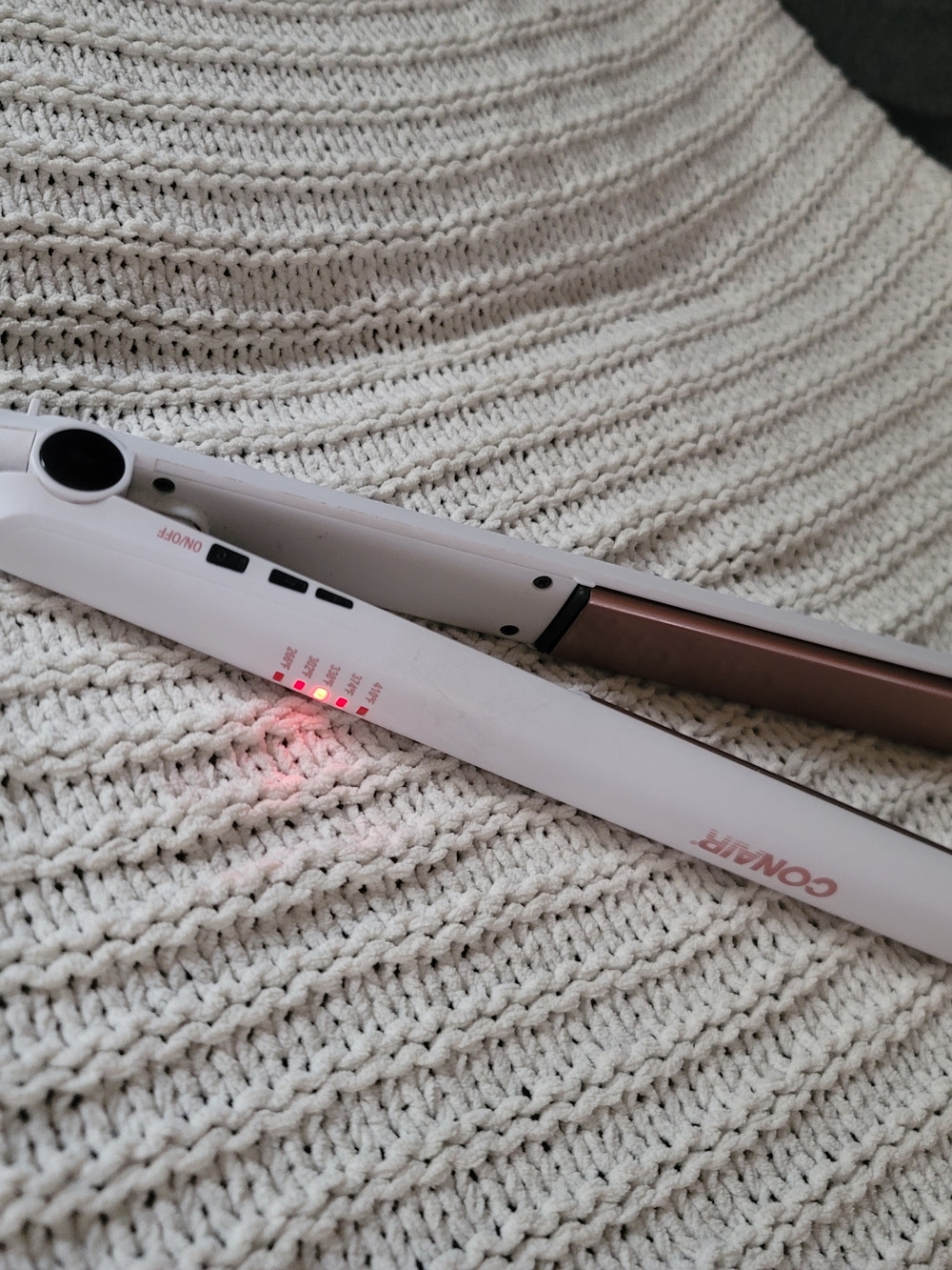 White and Rose Gold Hair Straightener - Conair Ceramic Flat Iron